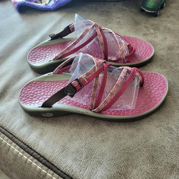Chaco Pink Strappy Sandals - Picture 3 of 6